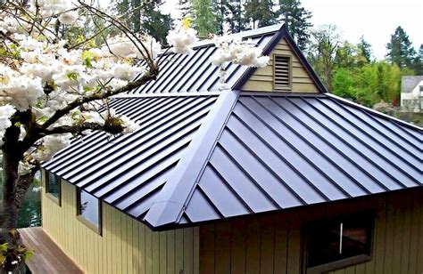 2 colors of metal roof on a house|different colors of metal roofing.